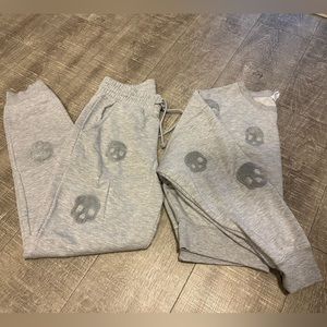 Skull matching sweat set!